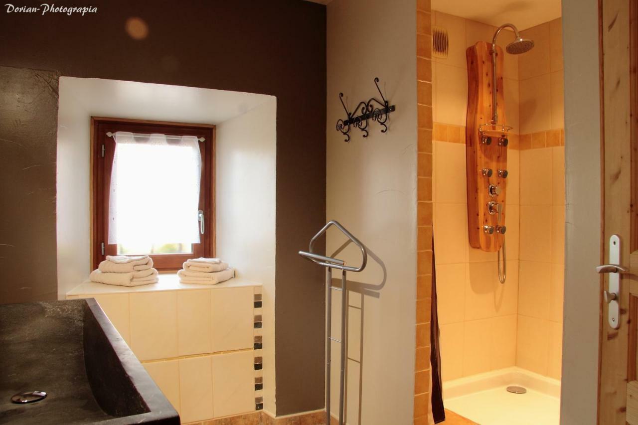 La Pierre Trouee Chambre D'Hotes Châteauneuf-de-Randon Buitenkant foto