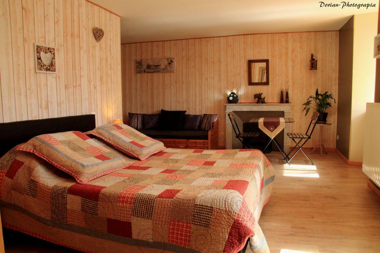 La Pierre Trouee Chambre D'Hotes Châteauneuf-de-Randon Buitenkant foto